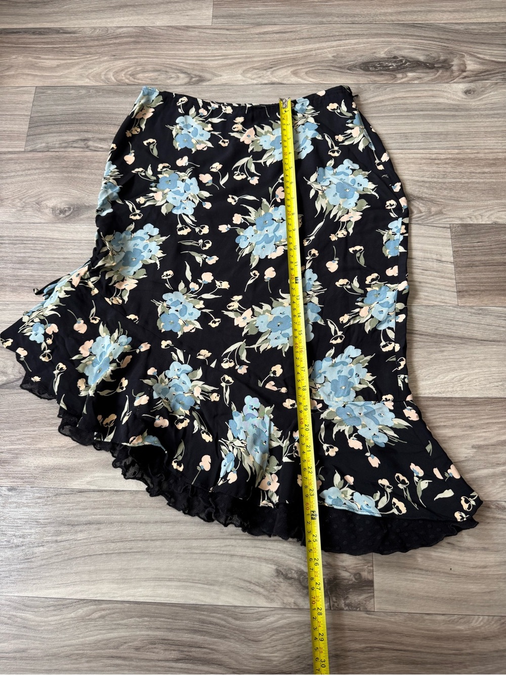 Vintage Betsy Johnson Side Ruffle Floral Asymmetric Midi Skirt Made in USA Sz 4 - Picture 4 of 10